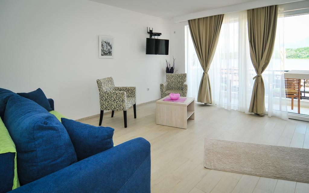 Apartments Zukovac Tivat Dış mekan fotoğraf