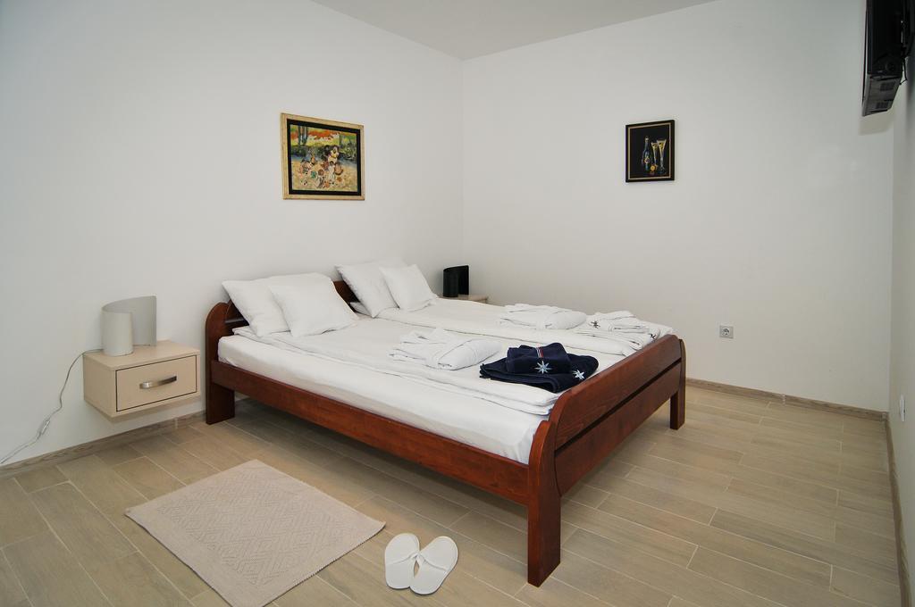 Apartments Zukovac Tivat Dış mekan fotoğraf